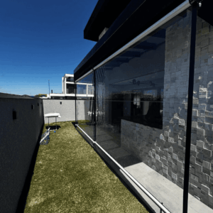 Toldo em lona cristal